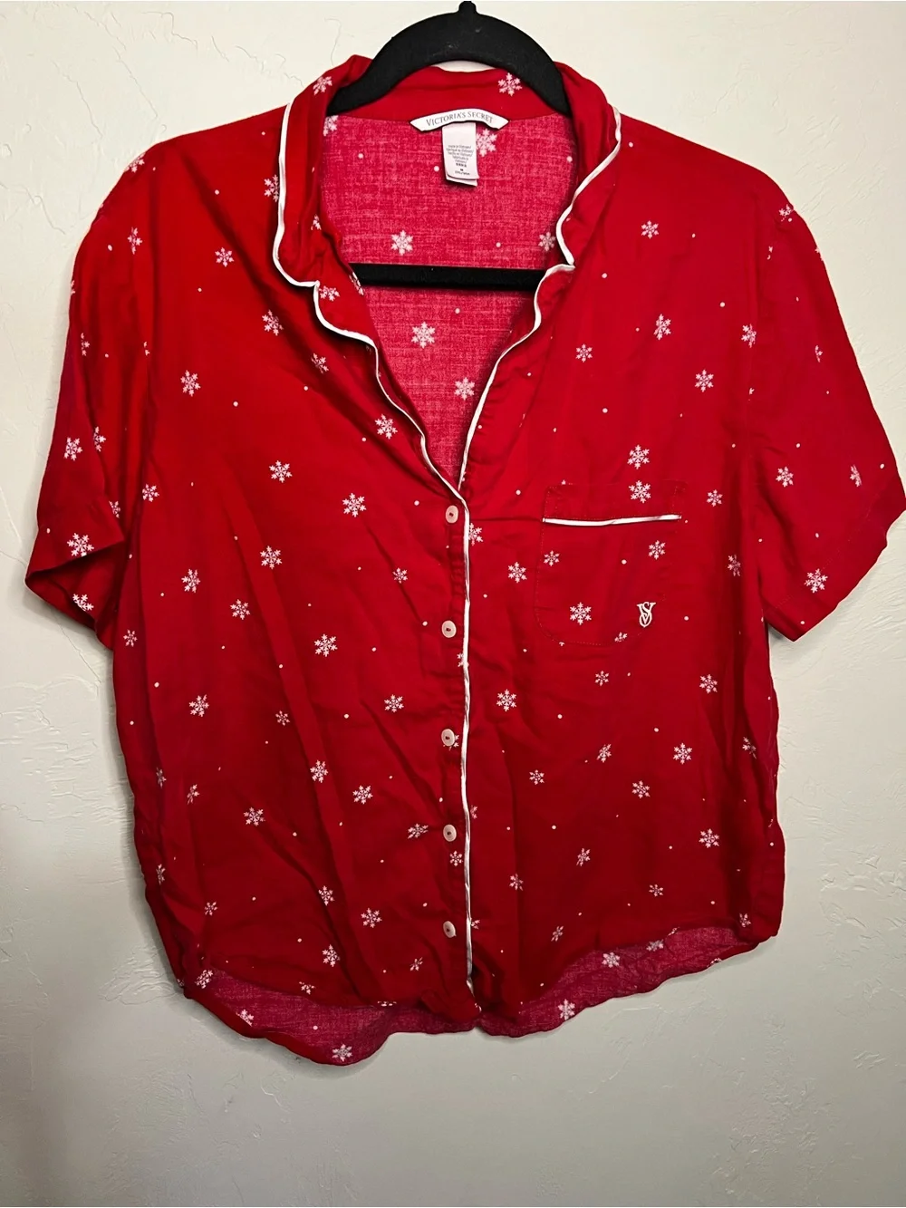Victoria’s Secret Lipstick Red White Snowflake Short Sleeve Flannel Pajama Set